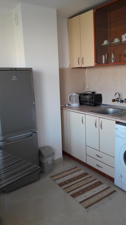 Apartament Bogoridi Burgas Bagian luar foto